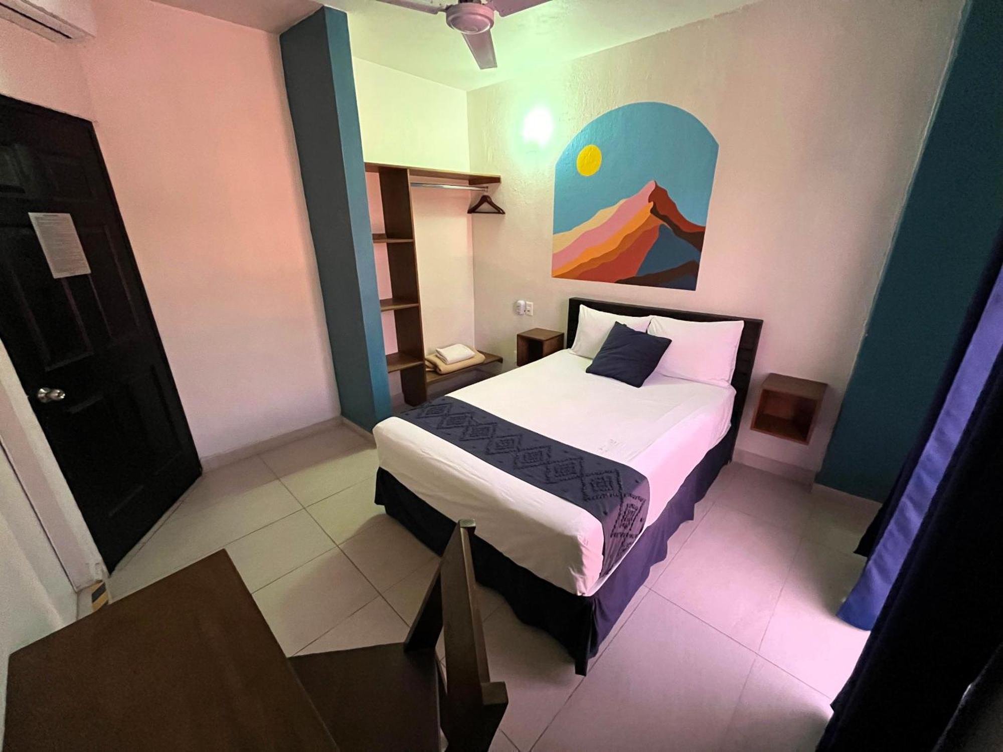 Hotel Juarez 70 Колима Экстерьер фото
