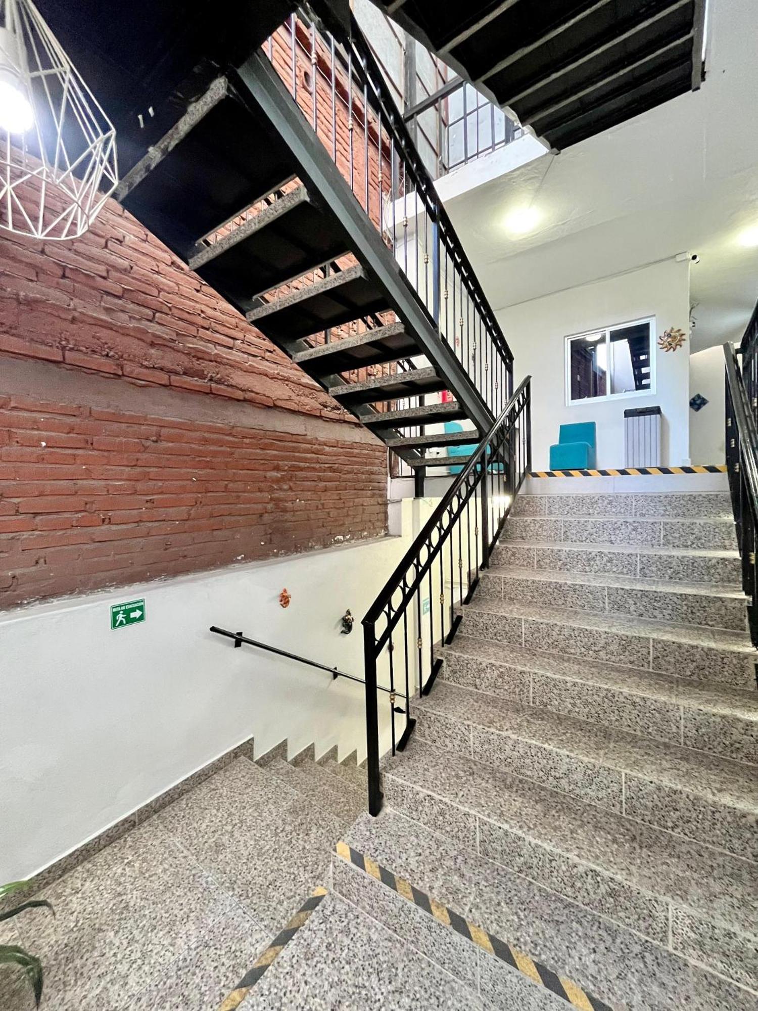 Hotel Juarez 70 Колима Экстерьер фото